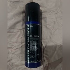 Peter Thomas Roth Retinol Fusion PM in Black and Blue